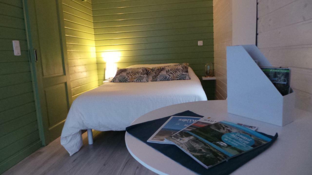 Au Cap Norwoe Bed & Breakfast Saint-Quentin-en-Tourmont Exterior photo